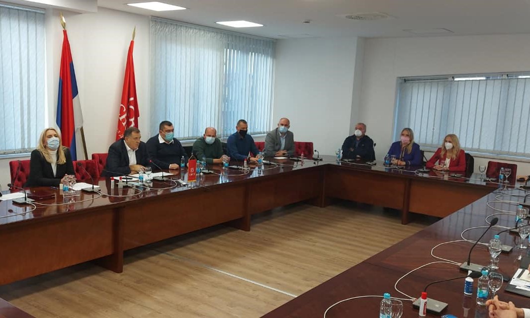 Sastanak bez SPS-a: Većina okupljena oko SNSD-a u Banjaluci imaće 19 odbornika