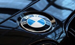 Pomoć za vozače: BMW razvio sistem koji upozorava na radare i policijske kamere