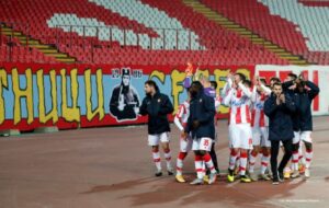 Zvezda obradovala “delije”: Crveno-beli časte pred osminu finala Lige Evrope