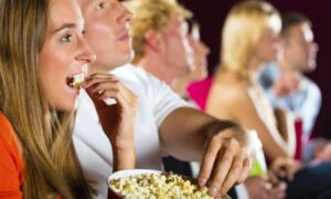 Usprotivili se zabranama rada! Bioskopi i pozorišta ilegalno “otvorili svoja vrata”