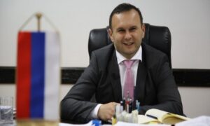 “Teško sprovodiva u praksi”: Ćosić o predizbornim obećanjima Stanivukovića