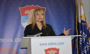 “Počeo da broji krvna zrnca”: Dragojević-Stojić istakla da Dodik u svojoj bahatosti tone sve dublje