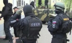 Troje ljudi drži kao taoce: Talačka kriza u Sberbanci