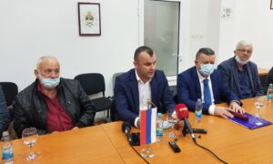 Podrška Grujičiću! Simić i Janjić zvanično povukli kandidaturu za načelnika Srebrenice