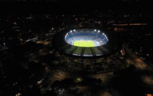 Argentinac imao status božanstva u Napulju: Stadion Napolija nosiće ime Dijega Maradone