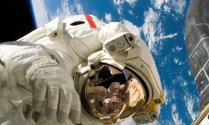 Odbio povratak u stanicu: Kosmonaut imao probleme sa baterijom u odijelu