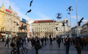 Poznati Banjalučanin na Gugl mapama: Gleda sa prozora zgrade u Zagrebu FOTO