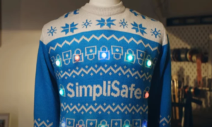 Praznični džemper aktivira alarm čim vam se neko približi bliže od dva metra VIDEO
