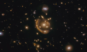 Uz pomoć teleskopa snimljen “Einsteinov prsten” – rijedak fenomen u svemiru