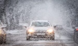 Zbog snijega: Usporen saobraćaj u BiH