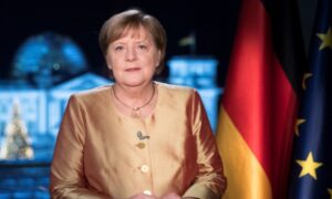 Posebna poslastica! Kolači od marcipana sa likom Angele Merkel pred njen odlazak