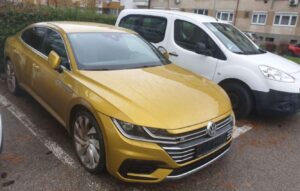 Rasvjetljena krađa u Banjaluci: Policija pronašla ukradeni skupocjeni “VW Arteon”