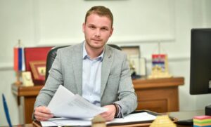 Novogodišnja čestitka gradonačelnika Draška Stanivukovića