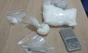 “Pali” tokom rutinske kontrole: Banjalučani u “pasatu” vozili 250 grama kokaina
