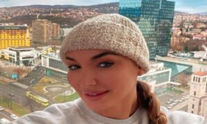Šta se to novo “krčka”? Popularna pjevačica zbog posla stigla u BiH