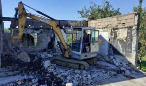 Požar im uništio kuću: Komšijska sloga porodici Ljubojević gradi novi dom