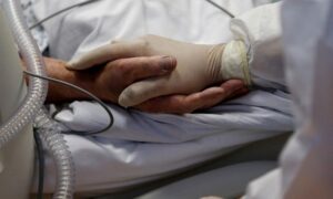 Država u osmom danu blokade: Na intenzivnoj njezi sve više pacijenata zaraženih koronom