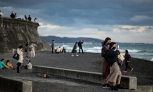 Ovakva kriza još nije viđena! Naglo raste broj samaca, a parovi ne žele da vode ljubav