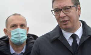 Lončar: Vučić predlaže deo vakcina i za ostale nacije na Kosovu i Metohiji