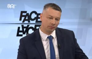 Nešić: Milorade, ne skidaj Radovanovu tablu! VIDEO