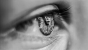 Medicinski stručnjak tvrdi: Korona virus može uzrokovati iznenadni gubitak vida