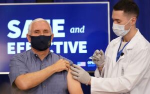 Potpredsjednik SAD-a primio vakcinu protiv koronavirusa