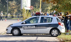 Pretres stambenog objekta: Policija pronašla automatsku pušku i municiju