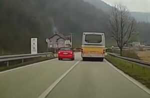 Snimljen bahati vozač: Rizično preticanje autobusa VIDEO