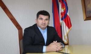 Savić kritikovao vlast Srpske: Vučić pokazao kako se vodi briga o zdravlju građana