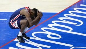 Ovo se ne viđa svaki dan: Košarkaš u NBA ligi zakucao loptu u svoj koš VIDEO
