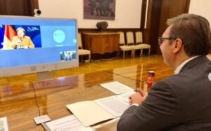 Telefonski sastanak Vučića i Merkelove: Neophodan razgovor Beograda i Prištine