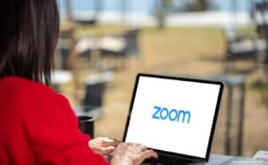 Vještačka inteligencija olakšava proces: Vodiće naše Zoom sastanke
