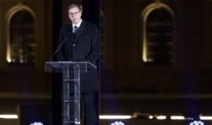 “Srbija i Srpska djeluju jedinstveno”: Vučić na svečanosti otkrivanja spomenika Stefanu Nemanji zahvalio Dodiku