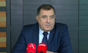 “Plaćeno više od 1,2 miliona doza”: Dodik kaže da će BiH tužiti Kovaks ako probije rok