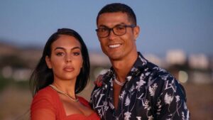 “Još uvijek sam bez riječi”: Ronaldo iznenadio Georginu skupocjenim poklonom FOTO