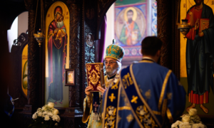 Ruska delegacija uručila episkopu banjalučkom Jefremu ikonu Svetog Aleksandra Nevskog