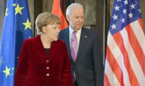 Merkel i Bajden: Pandemija može biti savladana samo intenzivnijom međunarodnom saradnjom