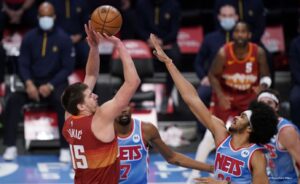 Srbin blista u NBA ligi: Jokić sjajnim učinkom stao uz rame Olajdžuvonu VIDEO