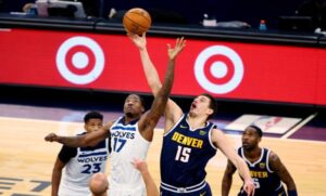 Uzbudljiva NBA noć: Sjajna partija Jokića bila dovoljna da Denver sruši Minesotu