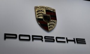 Nova tehnologija: Porsche će se pobrinuti da vozači ne prolaze kroz crveno svjetlo