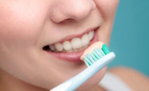 Kakve su vam navike: Zubari otkrili kad ujutru treba prati zube