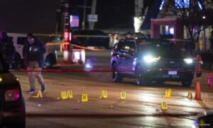 Haos u Čikagu: Nasumice pucao po gradu, pa ubio tri osobe VIDEO