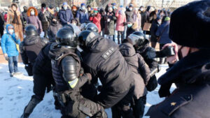 Situacija se ne smiruje: Više od 4.000 ljudi privedeno tokom demonstracija širom Rusije