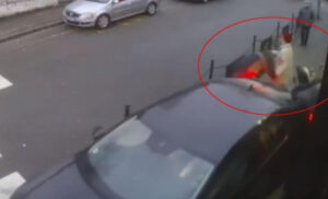 Nakon sudara “pokosila” šest pješaka: Uznemirujuć snimak stravične saobraćajne nesreće VIDEO
