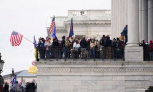 Mogući novi nemiri: FBI upozorava na oružane proteste pred inauguraciju Bajdena