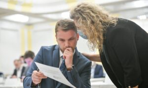 Koliko će dugo Stanivuković biti “bez desne ruke”: U maju opet o zamjeniku gradonačelnika