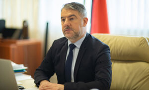 Šeranić osudio prijetnje: Dojave o eksplozivu u UKC-u su varvarski čin