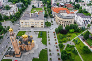 Posebna dekorativna svjetla: I Banjaluka večeras u bojama rijetkih bolesti