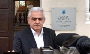 “Našli su mu srce”: Bivši gradonačelnik Mostara hitno odvezen na transplantaciju u Zagreb