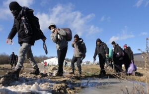 Septembarski toplotni talas i mirno more: U danu više od 1.000 migranata prešlo Lamanš